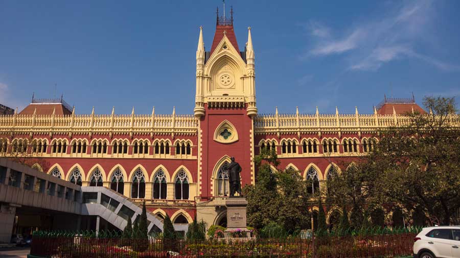 Calcutta High Court Seeks Report on Allegations of SSKM Hospital as Safe Shelter for Accused