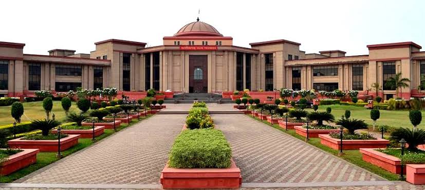Court Sets April Date for Swamy's Case on Preamble Amendment